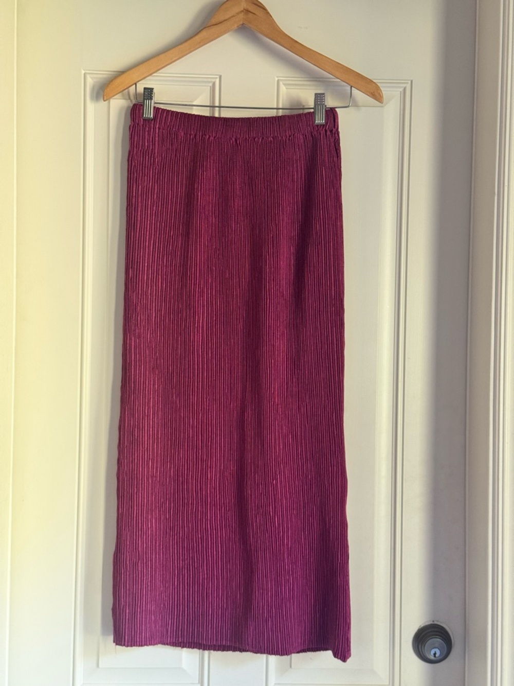 Women’s Pleated Midi Skirt in Magenta